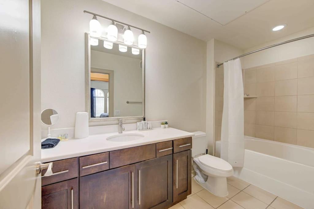 Cozy Apt Nrg Pool,Wi-Fi, Free Parking, Petsok! Houston Exterior foto