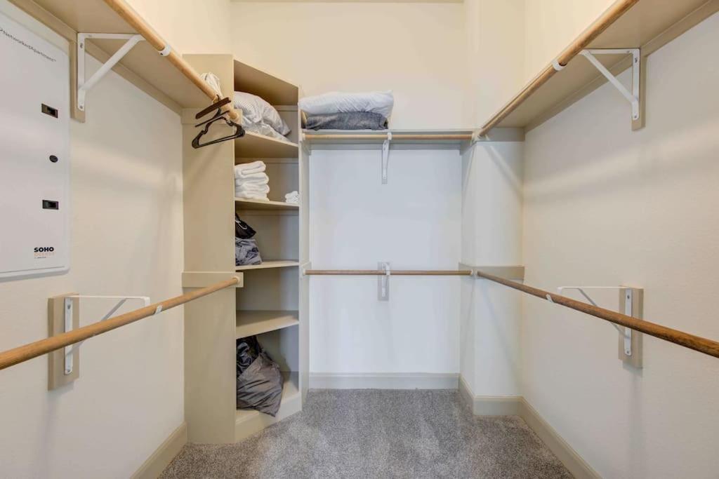 Cozy Apt Nrg Pool,Wi-Fi, Free Parking, Petsok! Houston Exterior foto